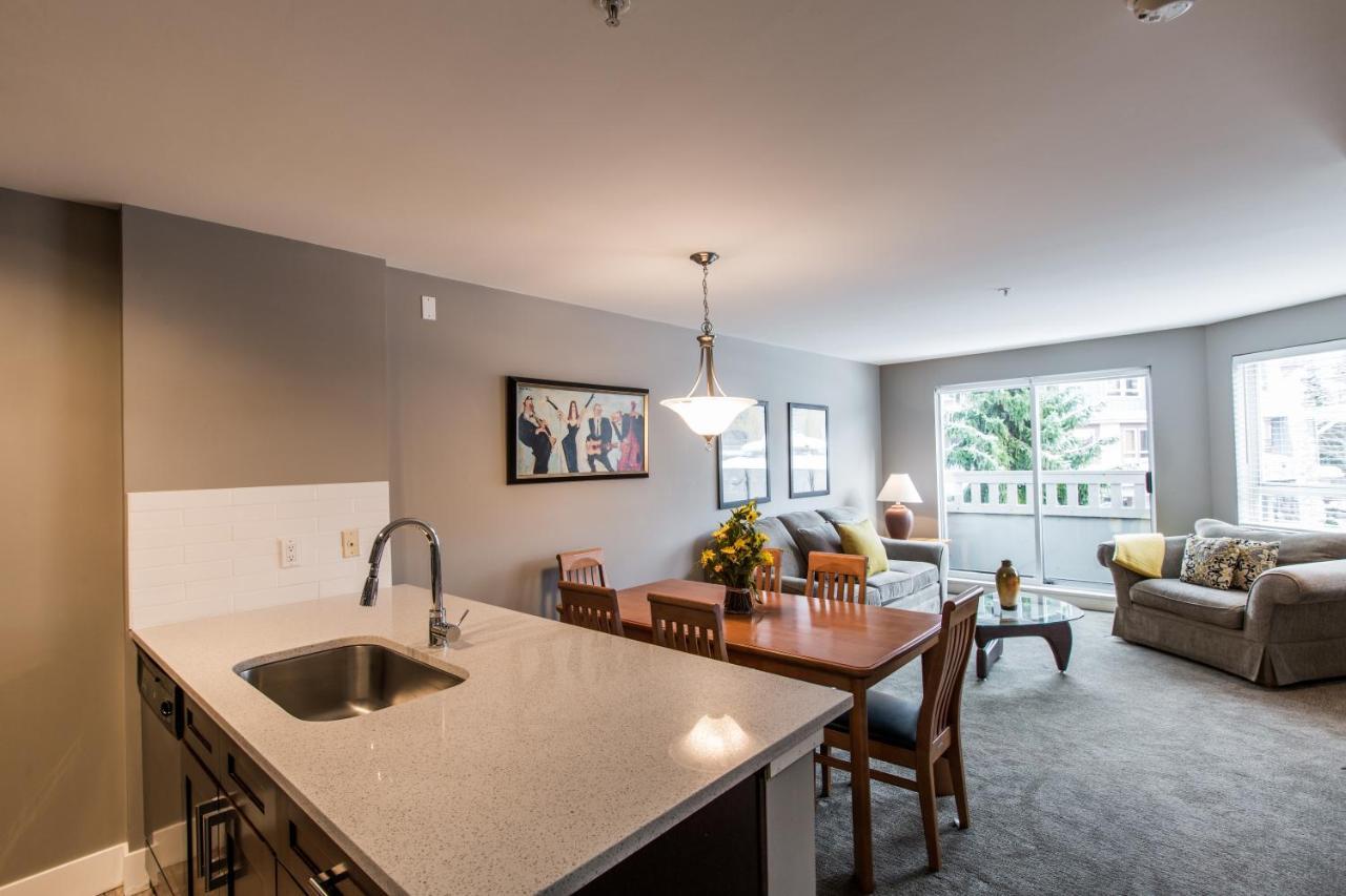 Whistler Blackcomb Vacation Rentals - Village North Exterior photo